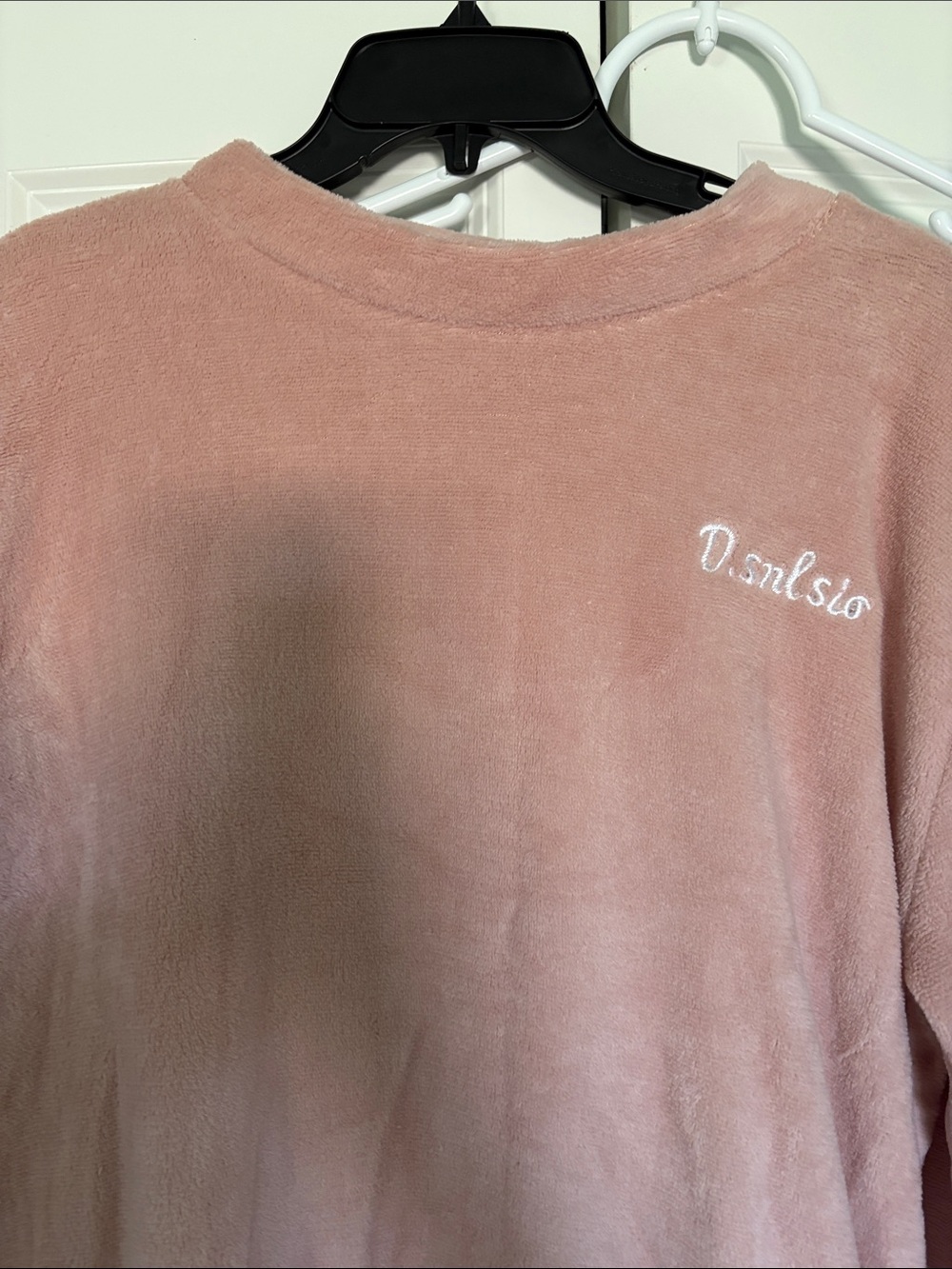 Plush Two-Piece Women's Pajama Set in Dusty Rose - Picture 4 of 13